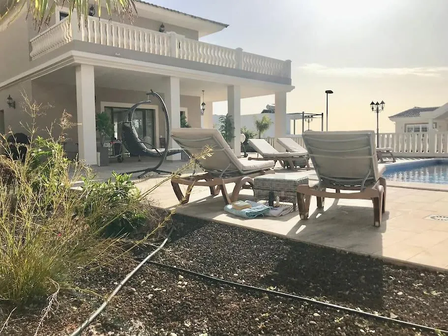 Villa Vista Bella Costa Adeje In Ruhiger Villengegend Mit Meerblick Spain