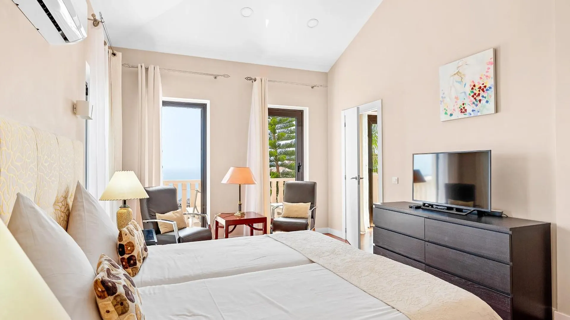 Villa Vista Bella Costa Adeje In Ruhiger Villengegend Mit Meerblick